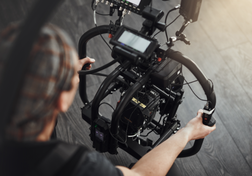 camarógrafo en plena sesión de grabación - Corriente alterna