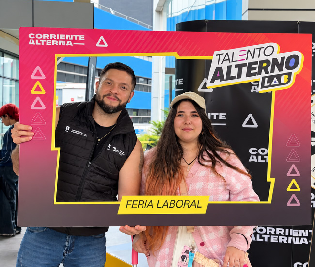 Corriente Alterna impulsa el empleo creativo con su feria laboral